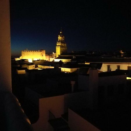 Piso Con Terraza Y Vistas Espectaculares Apartment Carmona  Bagian luar foto