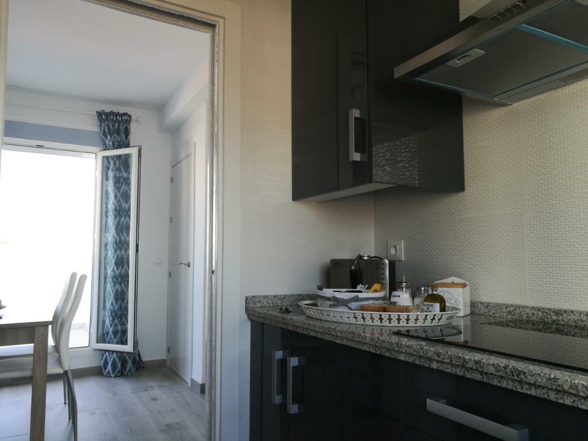 Piso Con Terraza Y Vistas Espectaculares Apartment Carmona  Bagian luar foto