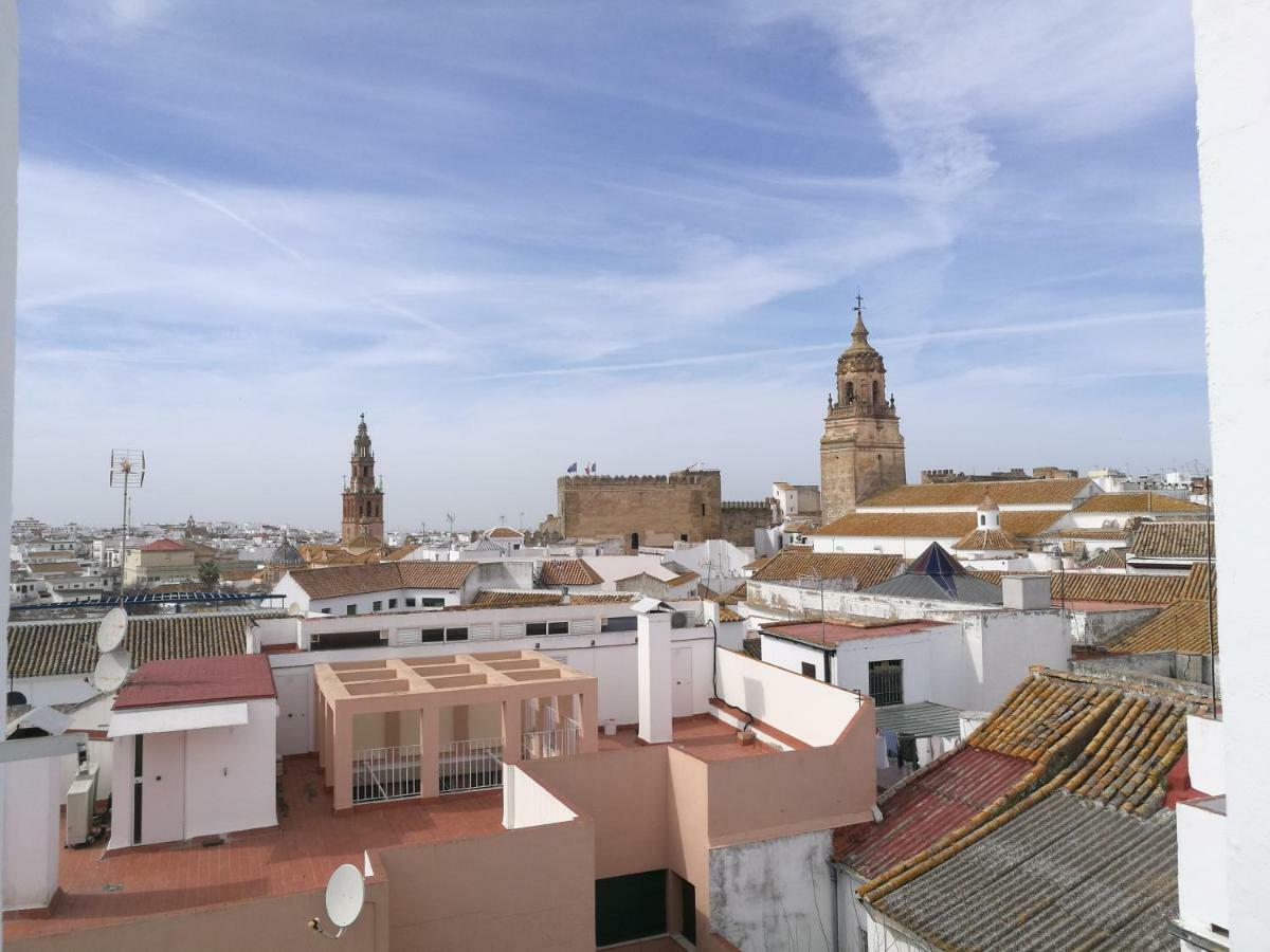 Piso Con Terraza Y Vistas Espectaculares Apartment Carmona  Bagian luar foto